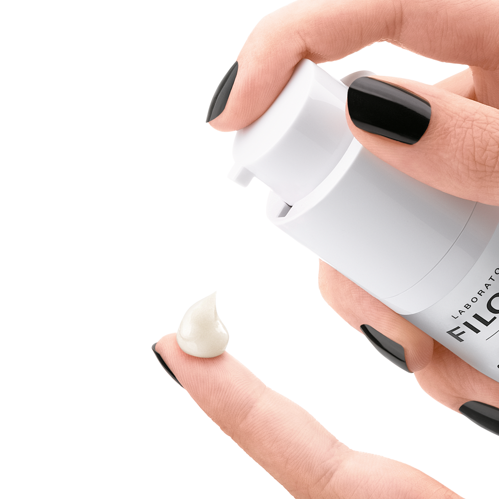 OPTIM-EYES Intensive Revitalizing 3-in-1 Eye Contour Cream